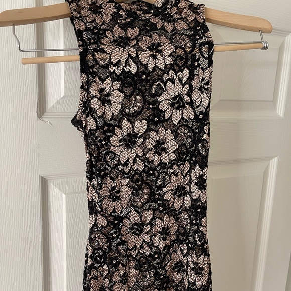 Black Lace Mini Dress Printed Flowers - Picture 4 of 9